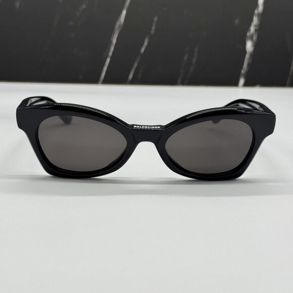 NEW BB0230S 001 BALENCIAGA BLACK CAT EYE WOMEN BALENCIAGA SUNGLASSES - Picture 3 of 12